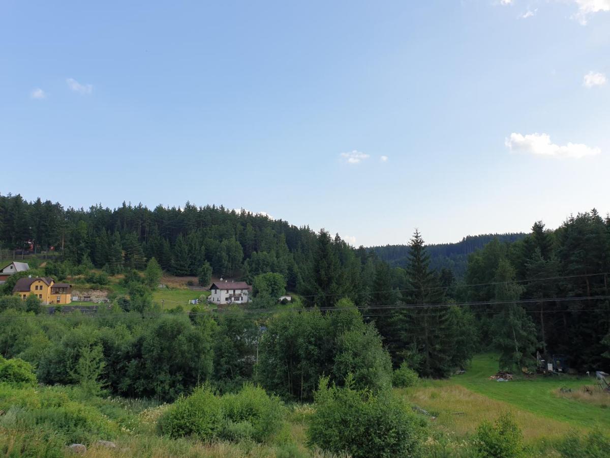 Penzion Lumis Nová Role Exterior foto
